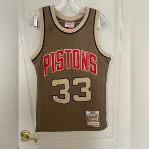 Grant Hill Pistons Mitchell & Ness Jersey